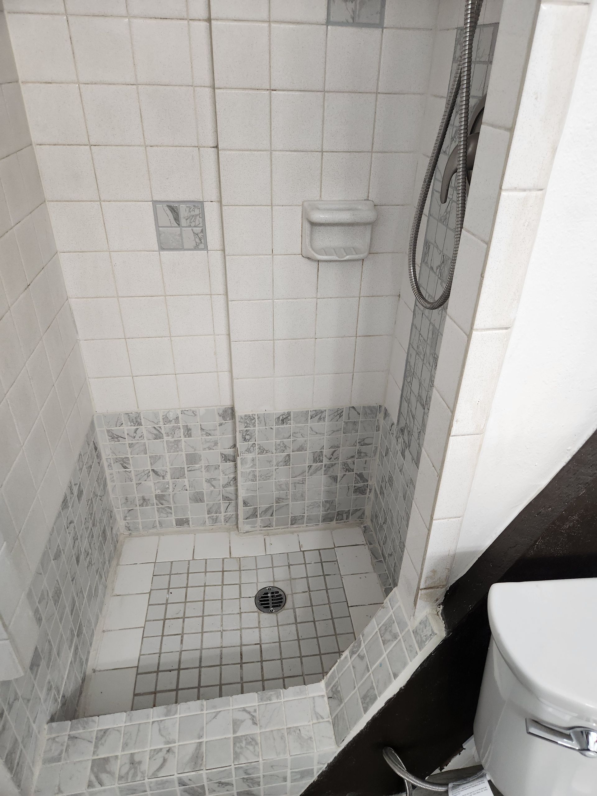 A - Z Install and Construction LLC photo 8