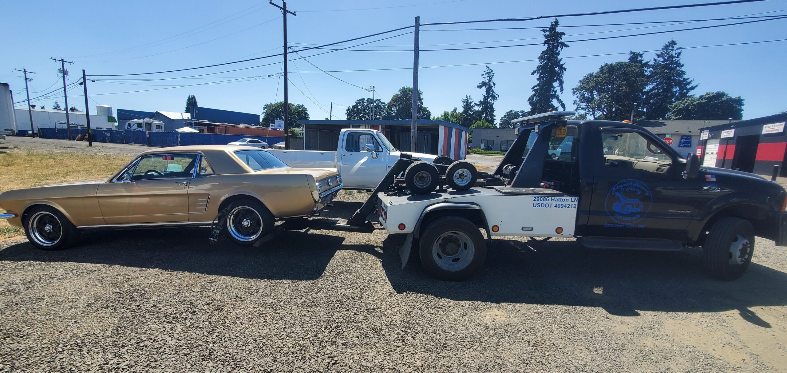 Advanced Recovery & Towing photo 2