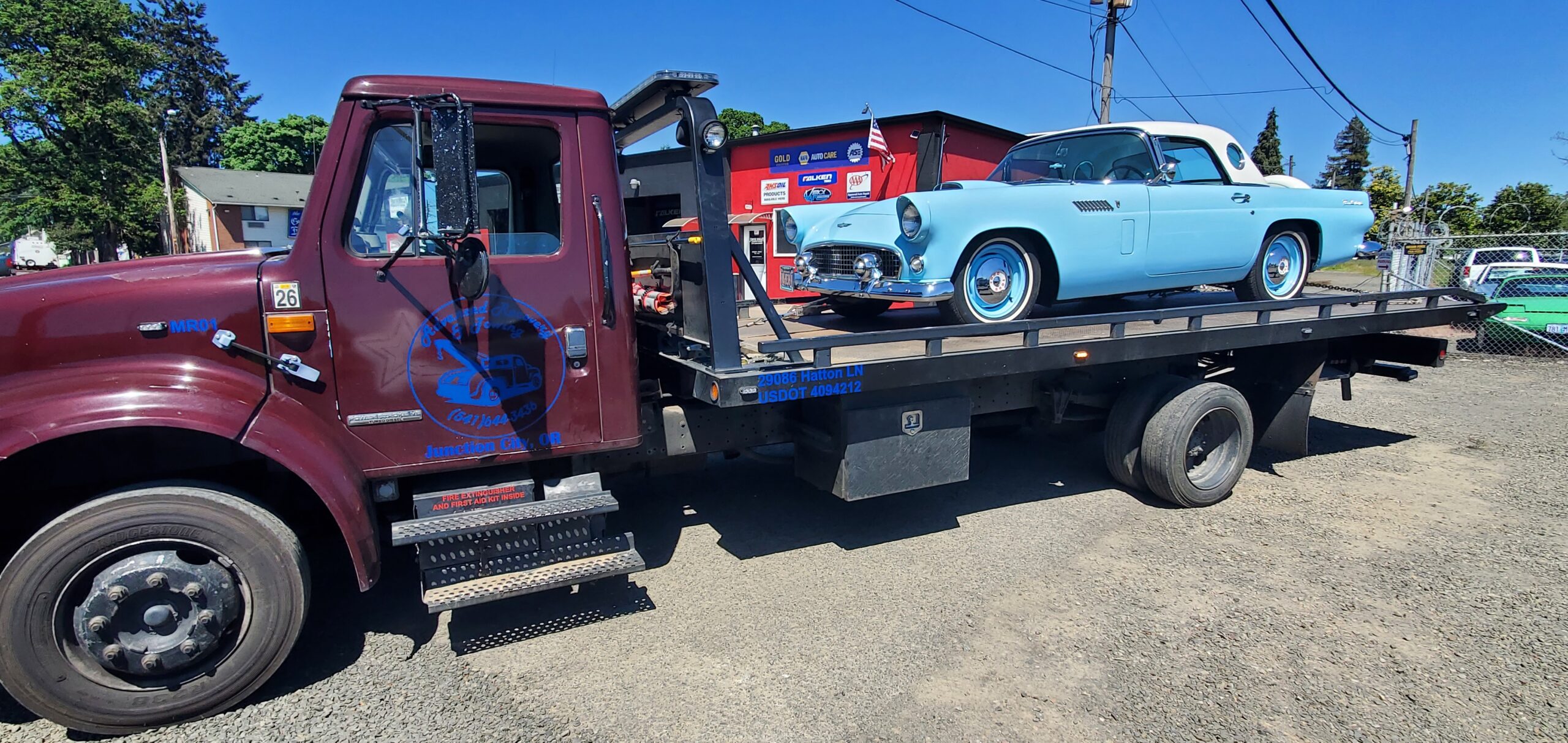 Advanced Recovery & Towing photo 3