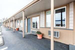 Autzen Inn photo