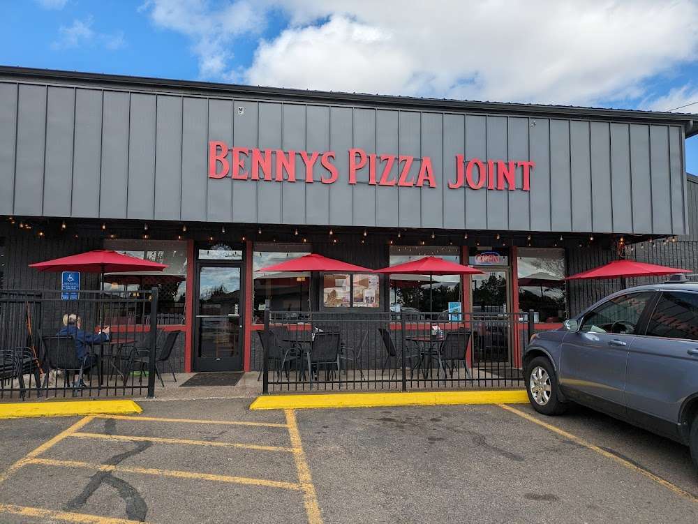 Bennys Pizza Joint photo 3