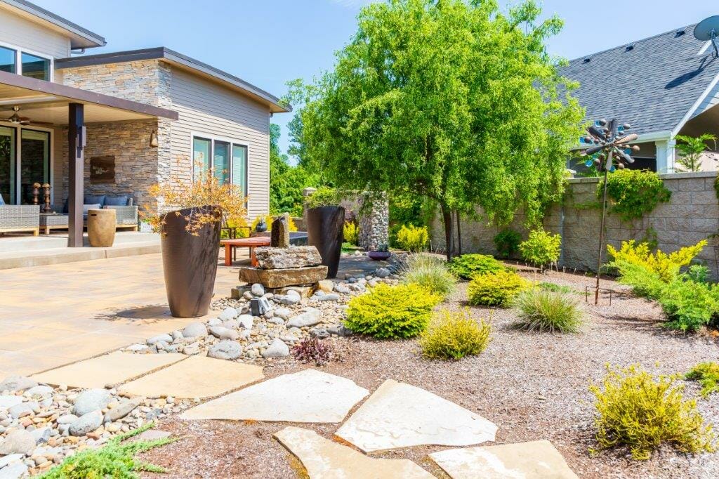 E & O Landscaping photo 11