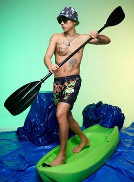 Hot Topic photo 7