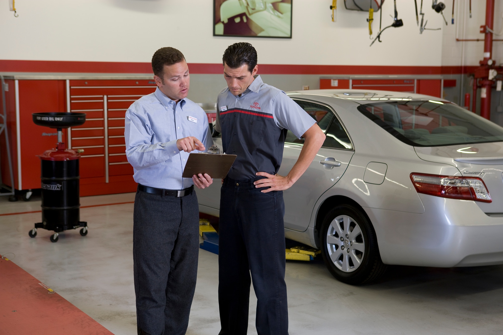 Lithia Toyota of Springfield photo 8