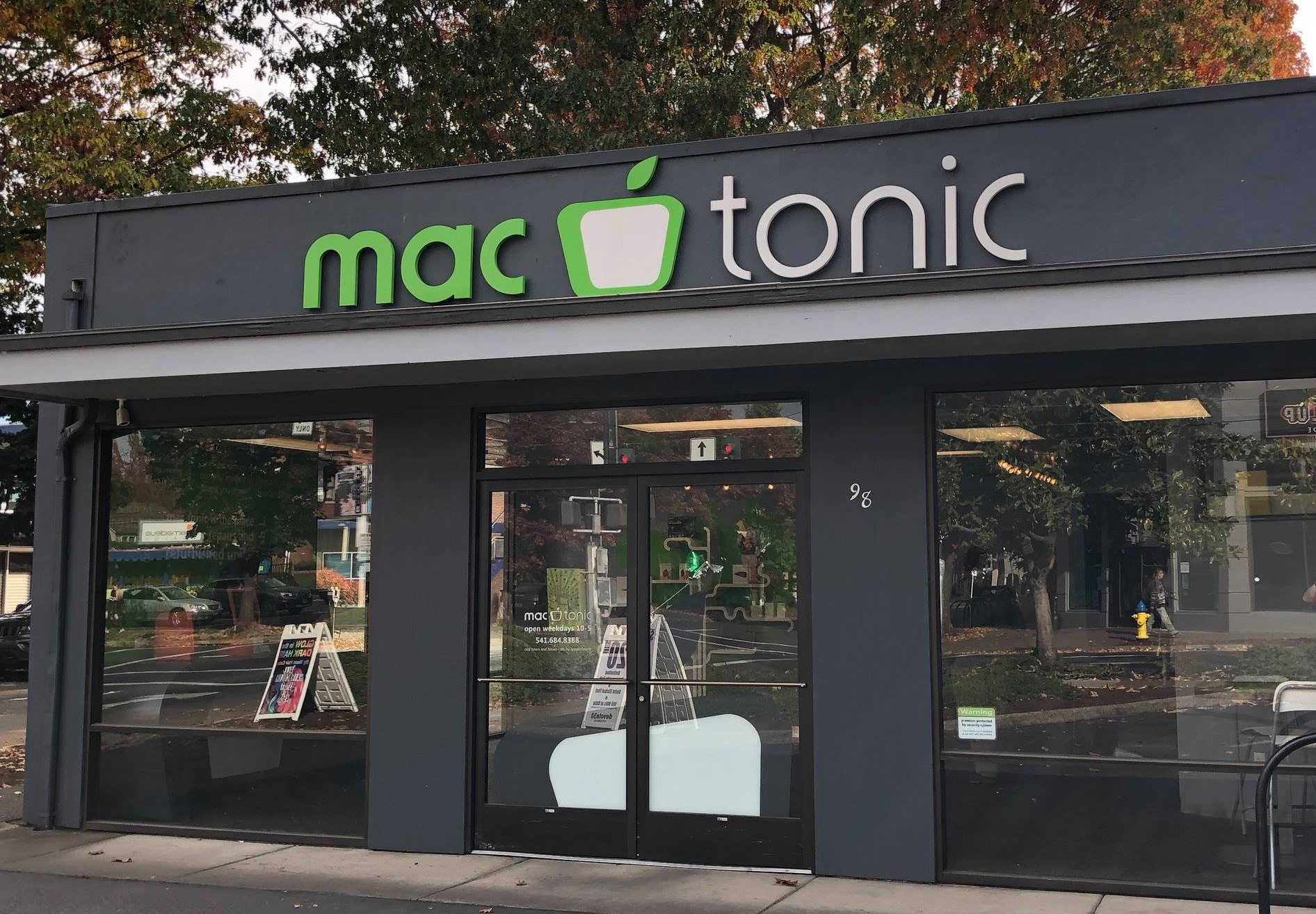 mac tonic photo 3
