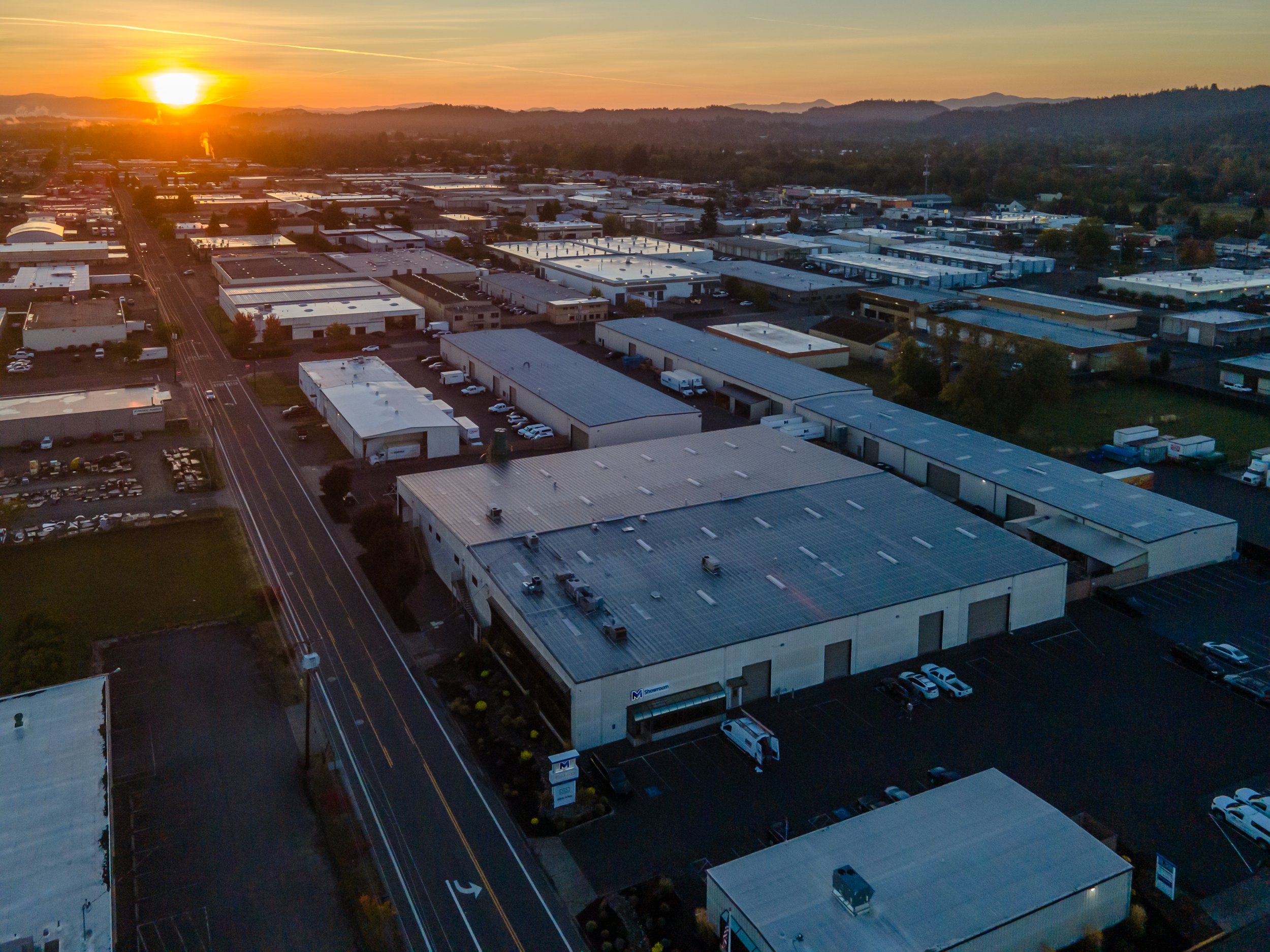 Mid-Valley Glass & Millwork photo 7