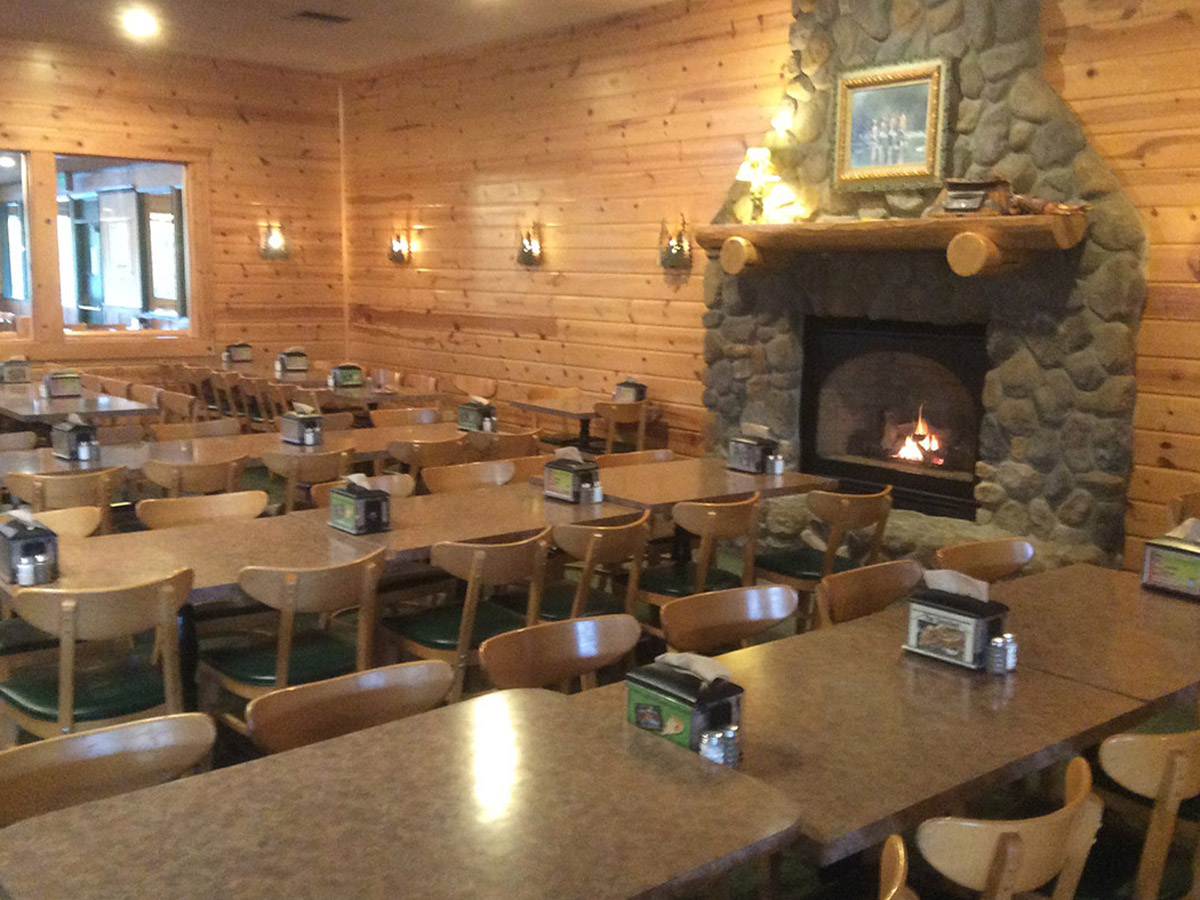 Roaring Rapids Pizza Company photo 7