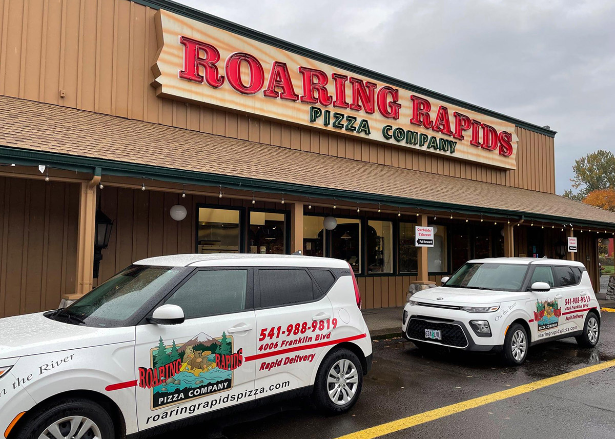 Roaring Rapids Pizza Company photo 3