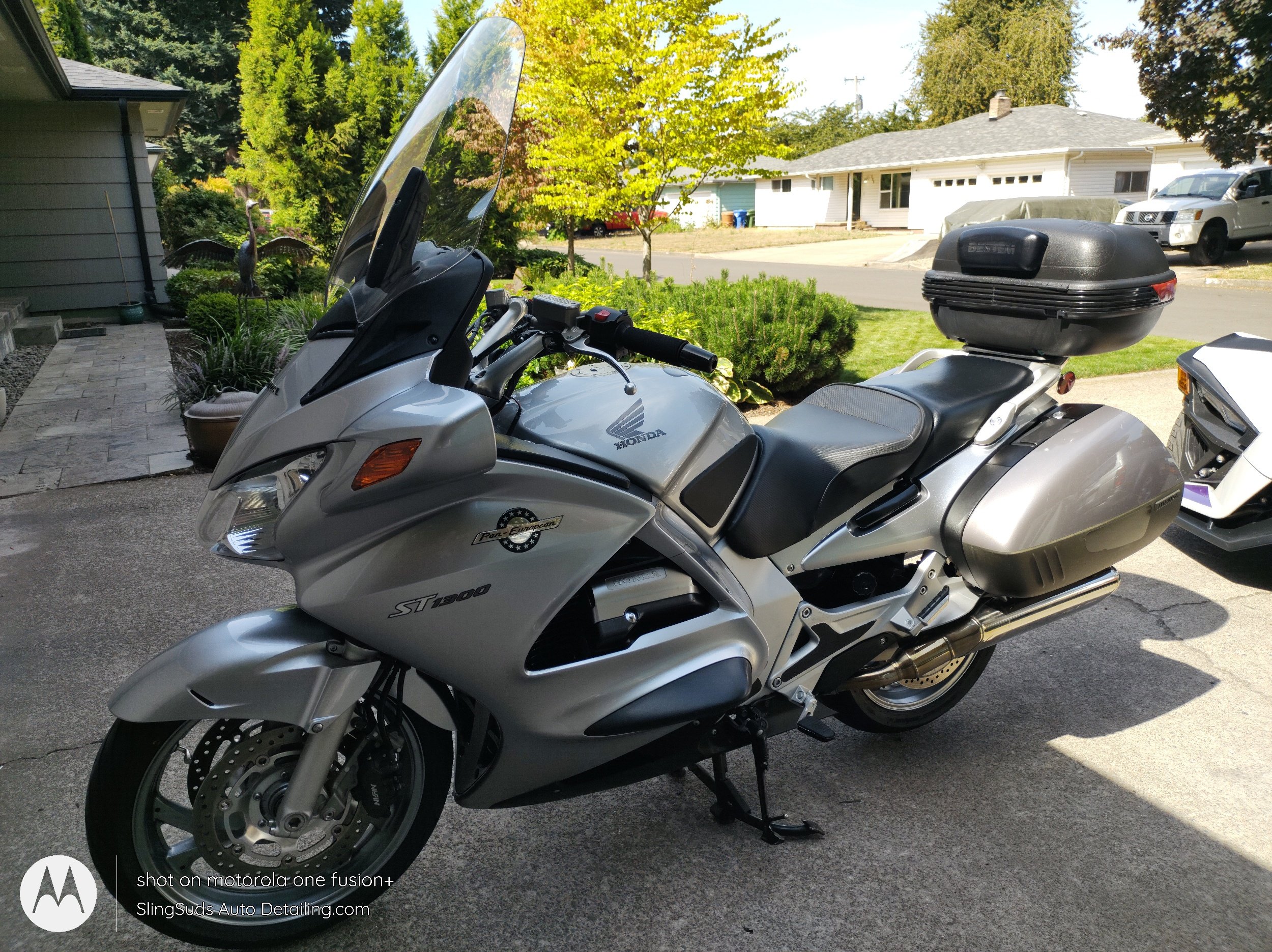 SlingSuds & Ads LLC Auto Detailing photo 3