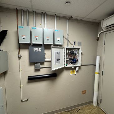 Source Electric photo 12