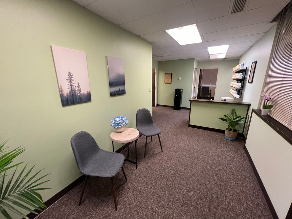 Symmetry Acupuncture and Chinese Herbs photo 4