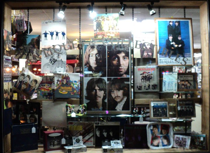 Trash n Treasures Antiques photo 6